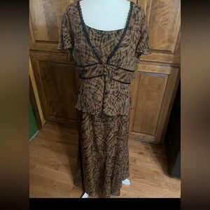 Brown Patterned Women's Skirt Set